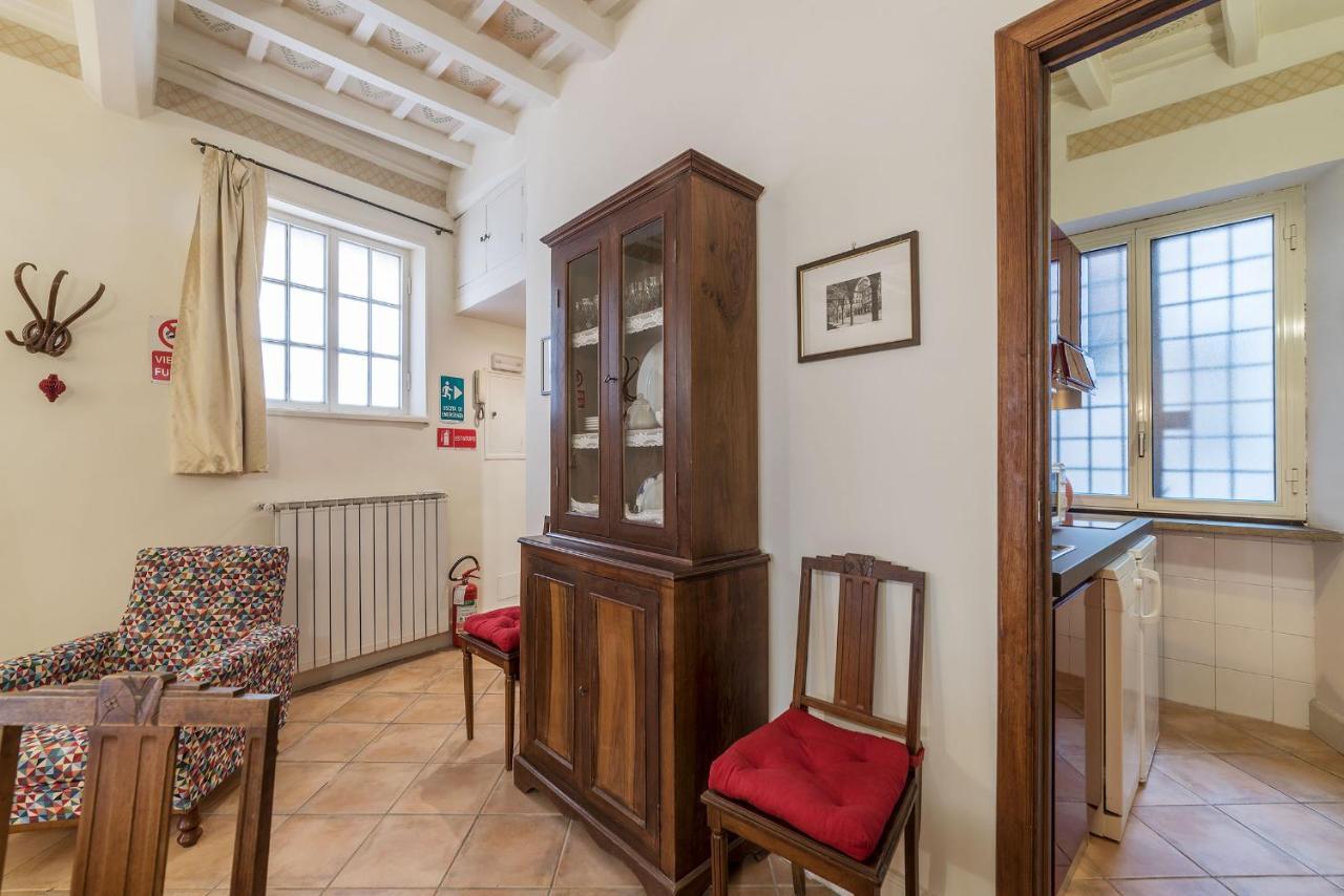 Apartamento Fontanella Borghese - Fromhometorome